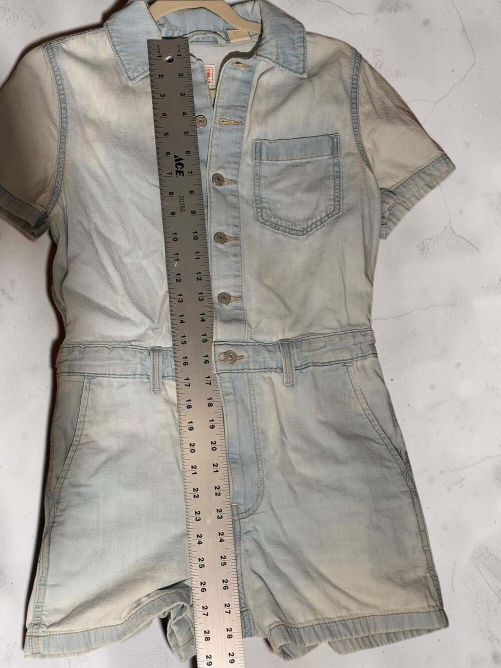 Levi's - Picture 7 of 7